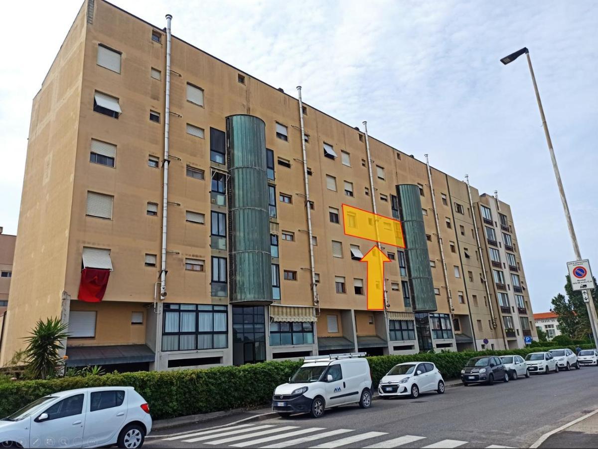 Appartamento Giotto - Free Parking Ліворно Екстер'єр фото