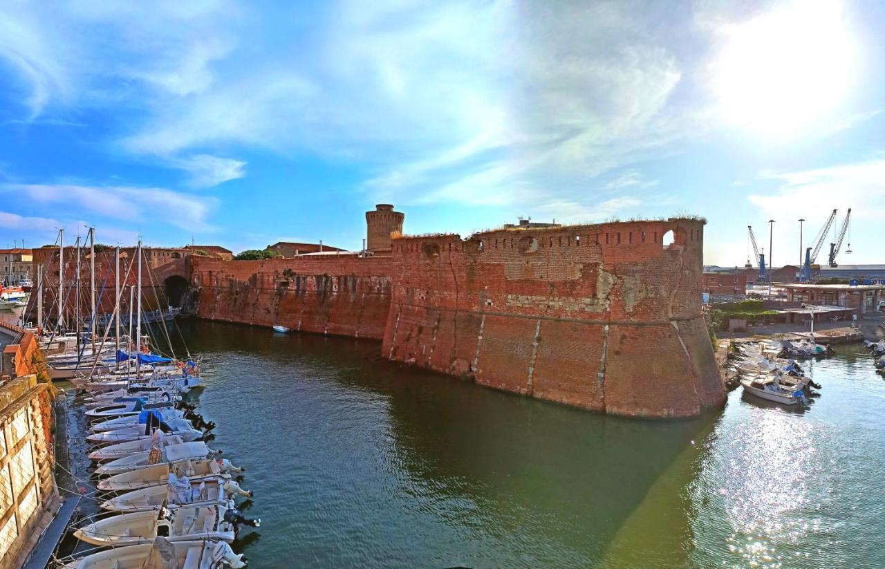Appartamento Giotto - Free Parking Ліворно Екстер'єр фото